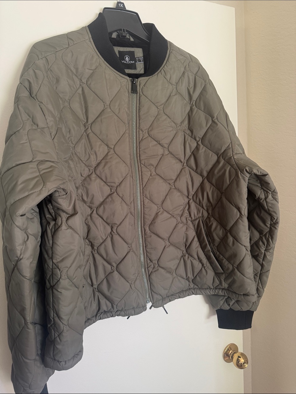 Volcom jacket like new xxxl pockets